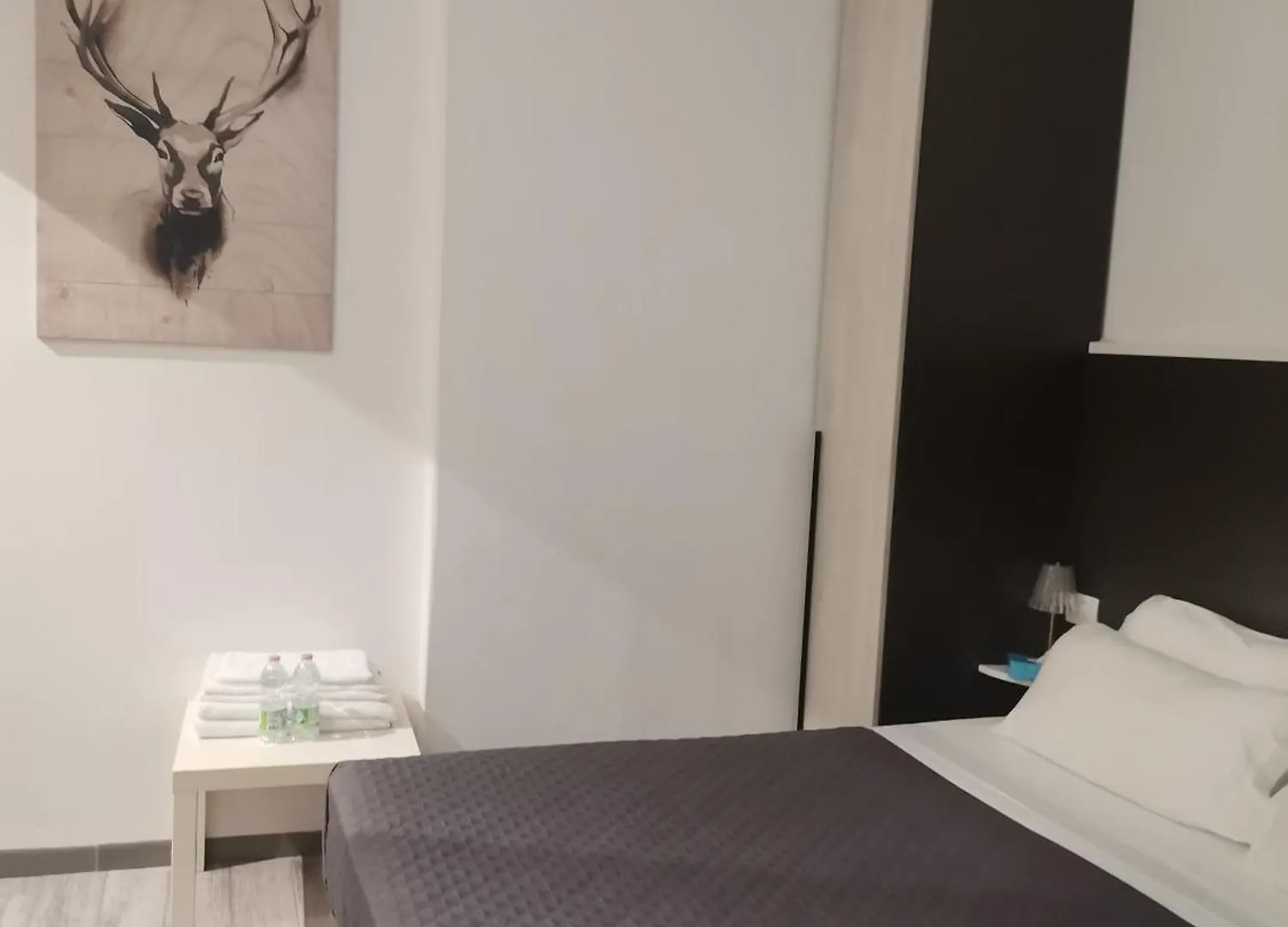 Milan Cenisio 3 Bed and Breakfast